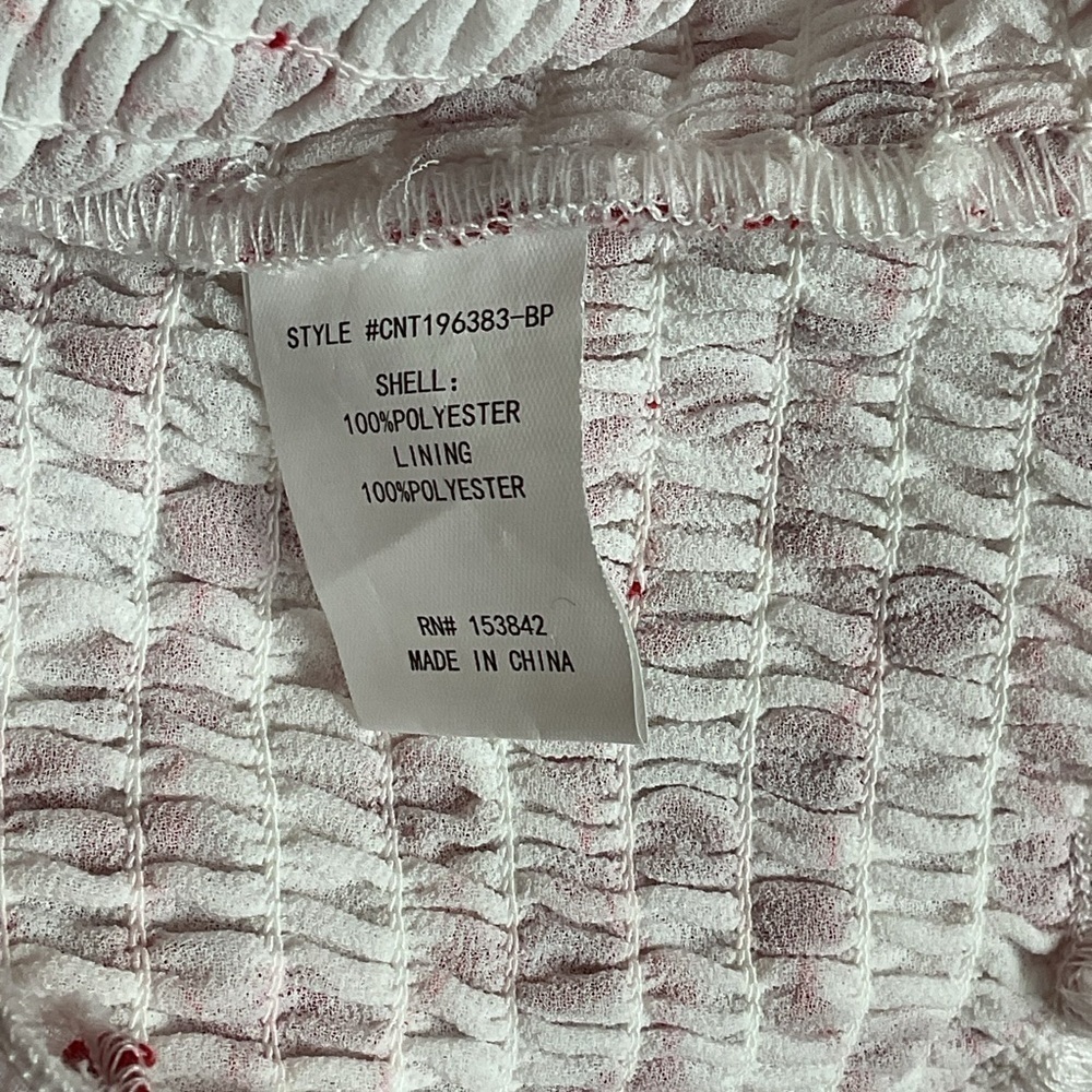 Woman’s Code x Mode Embroidered Top - Picture 10 of 11